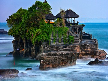 Mengwi, Alas Kedaton & Tanah Lot Tour